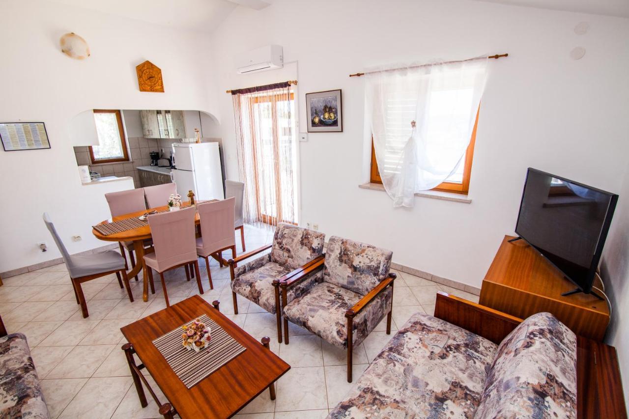 Apartament Apartman Kristina Banjole Zewnętrze zdjęcie