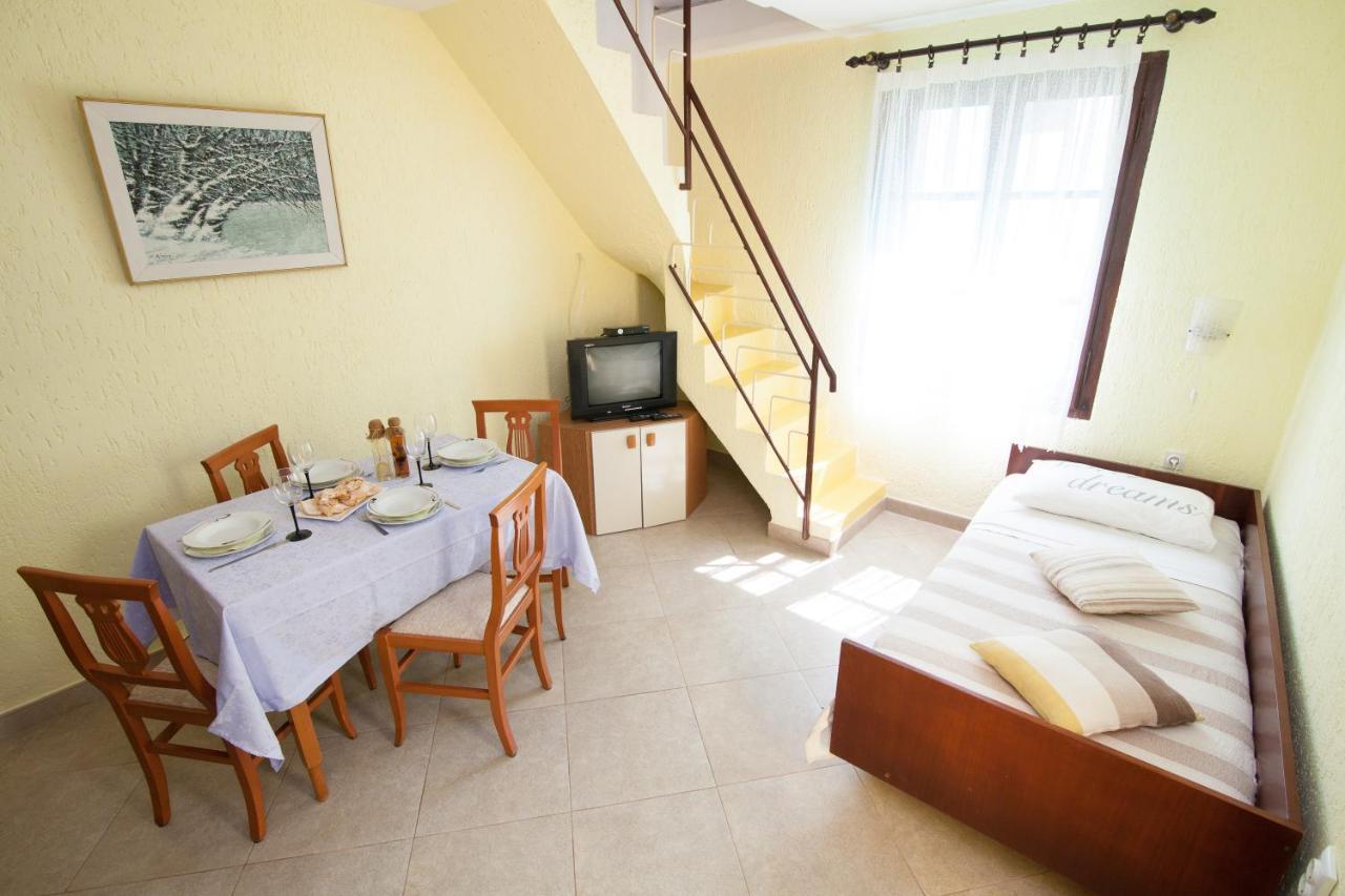 Apartament Apartman Kristina Banjole Zewnętrze zdjęcie